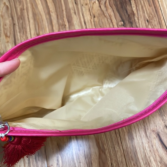 Free with purchase! Sephora Cosmetic Bag - Picture 6 of 6